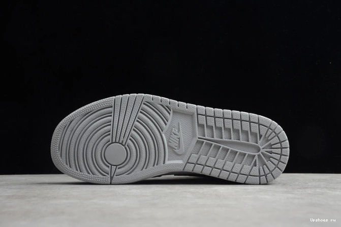 554724-092 1 Grey Jordan Light Smoke Mid 0130